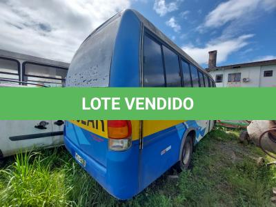 LOTE 037 - MARCOPOLO VOLARE A6 ESC - ANO 2004/2004 - NÃO FUNCIONA